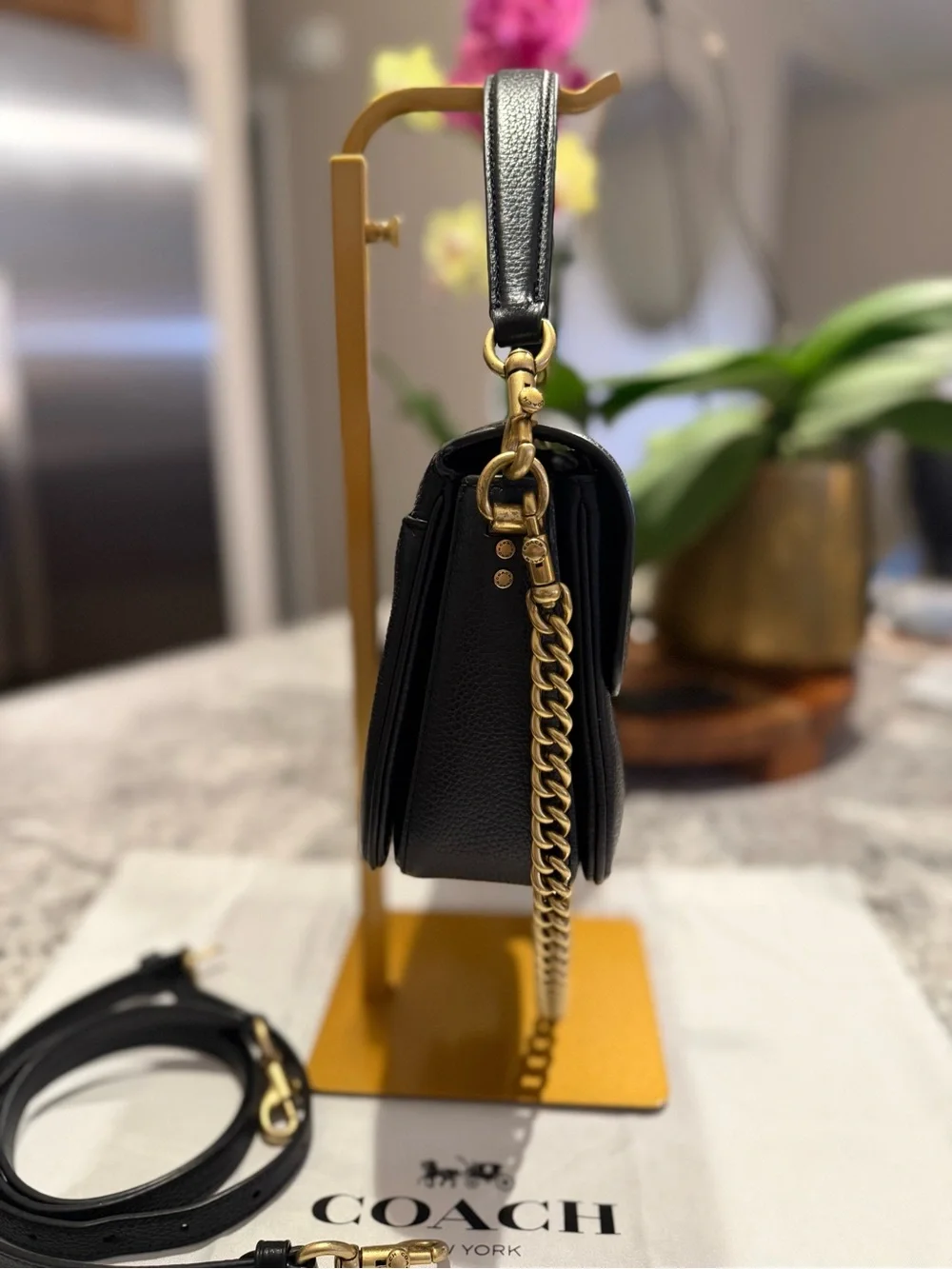 Coach Cassie Crossbody 19 in Black Pebble Leather – Style 88346 (EUC)